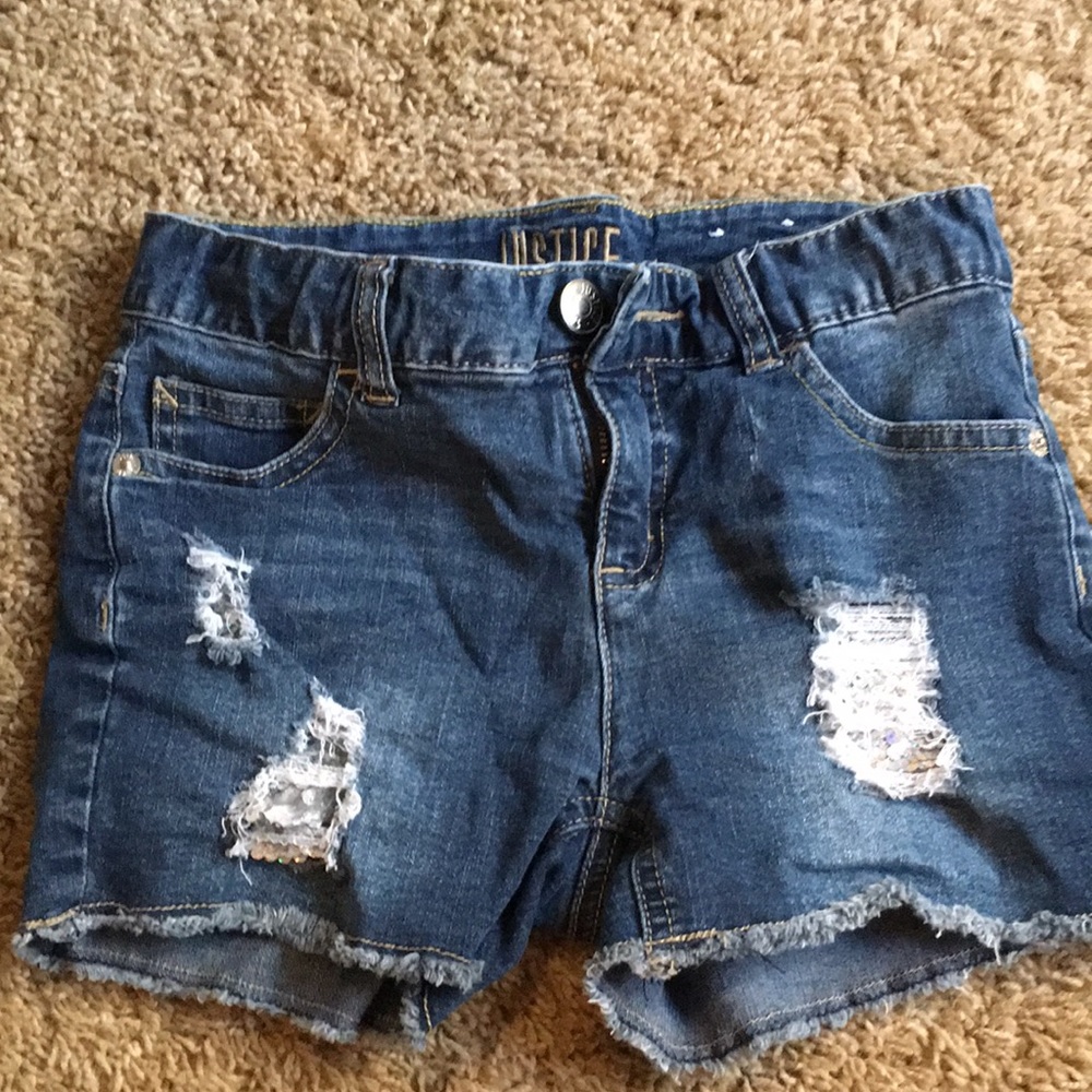 Shorts with sequins ✌🏻